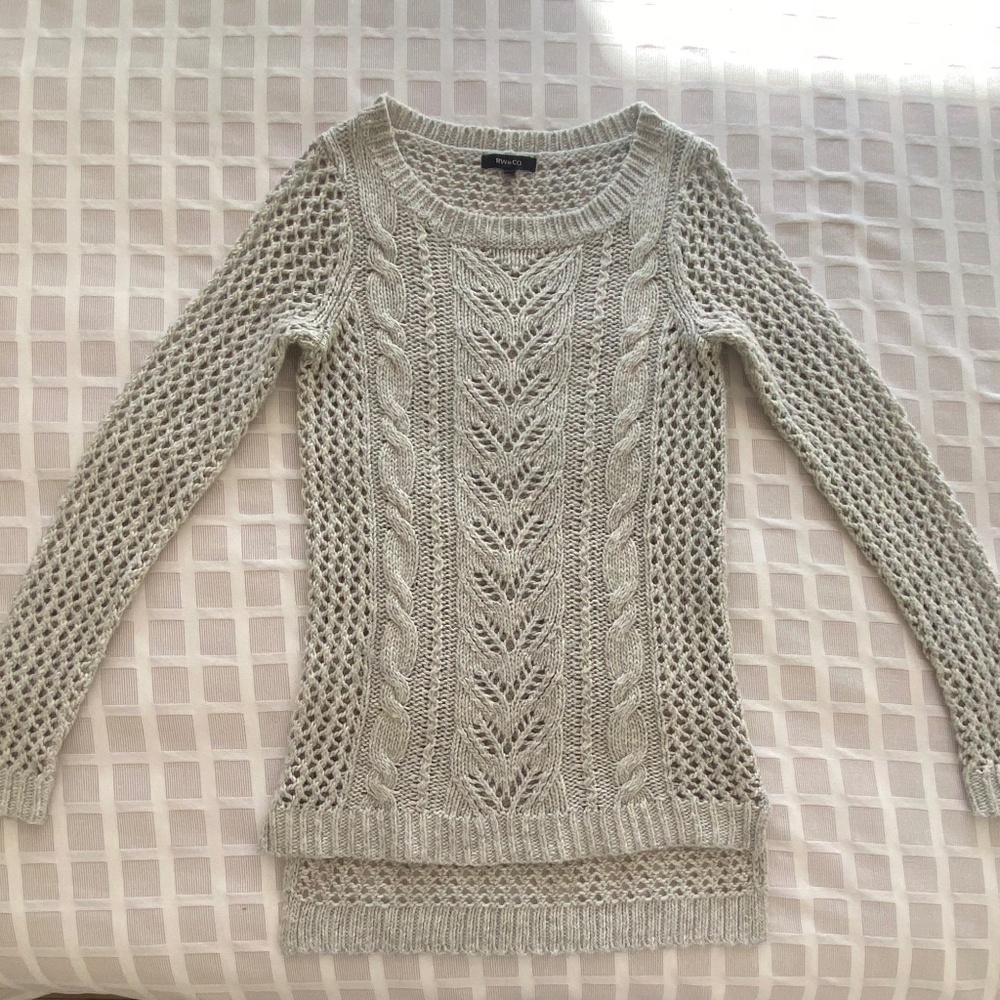 RW&Co. Grey Knit Angora Sweater XS Excellent Condition